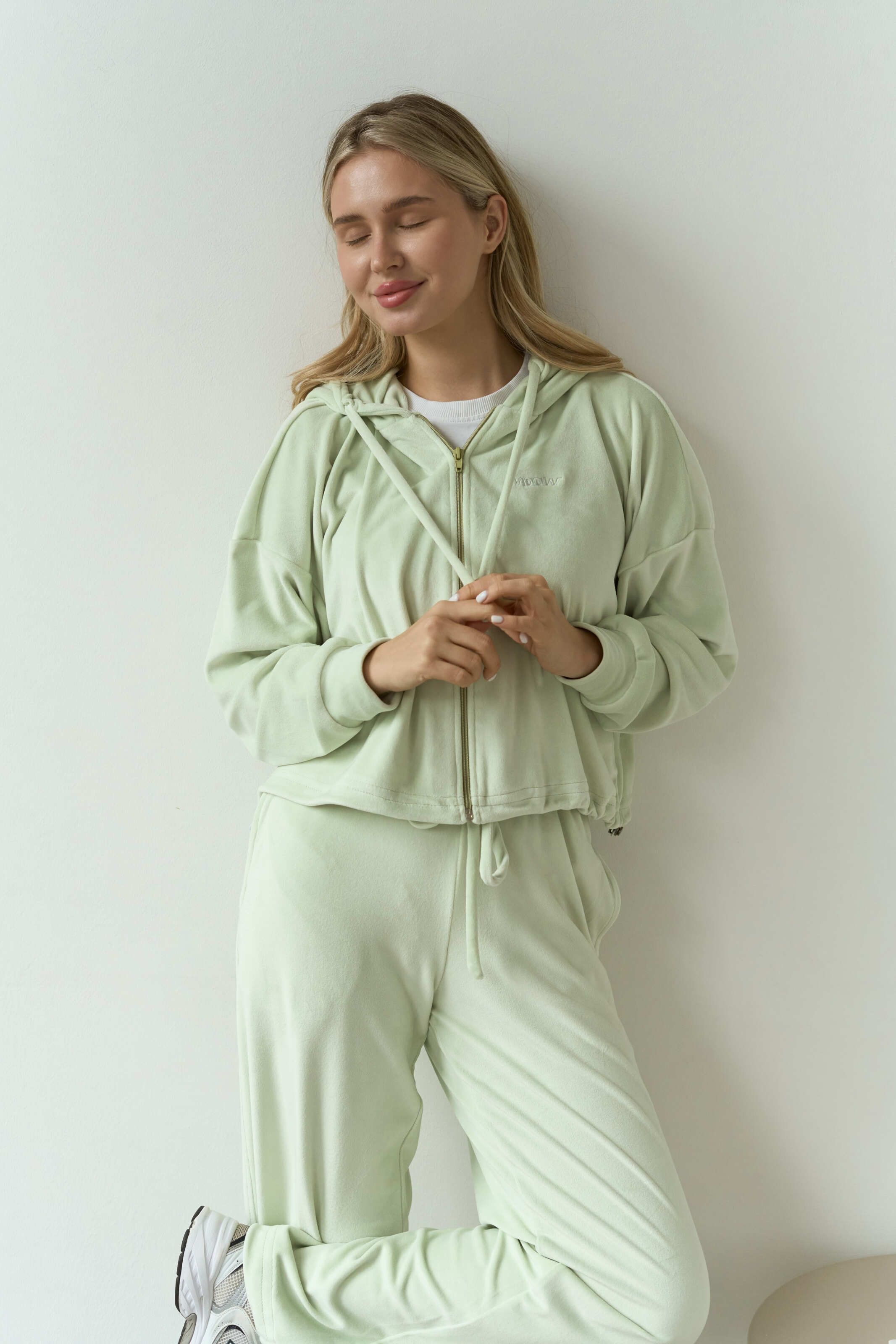 Велюровий костюм MONO - Фісташка 1103 фото